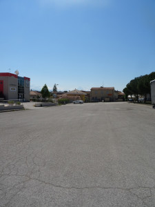 il piazzale dove sorgerà il mercato a Santa lucia